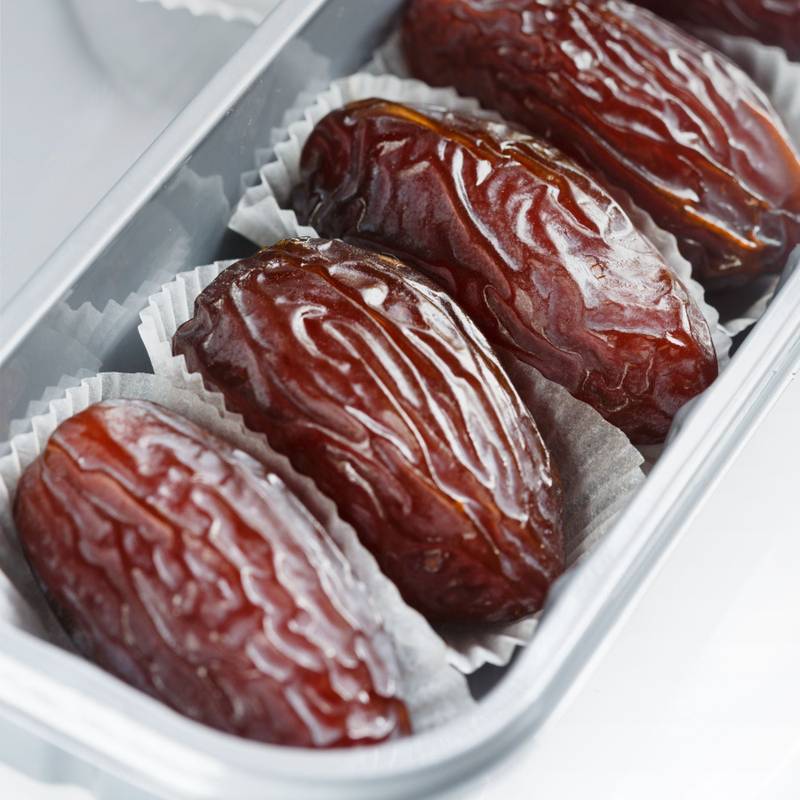 چگونه یکنواختی کیفیت خرما در یک محموله عمده ارزیابی می‌شود؟ راهنمای کنترل کیفیت برای خریداران